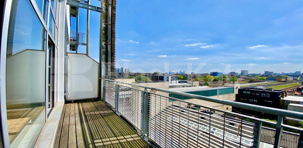 			VIRTUAL TOUR AVAILABLE!, 2 Bedroom, 1 bath, 1 reception Apartment			 ABILITY PLAZA-KINGSLAND ROAD, DALSTON/HAGGERSTON